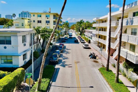 Condo in Miami Beach, Florida № 2041169 - photo 3