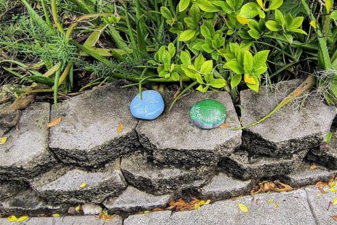 Condominio en alquiler en Miami Beach, Florida, 39.95 m2 № 1995852 - foto 16