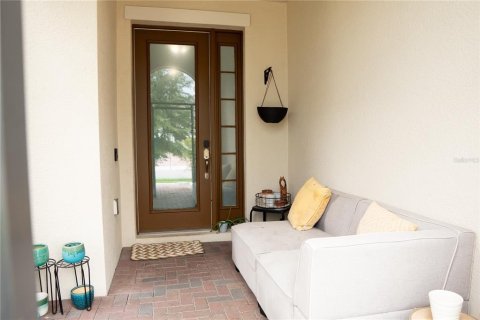 House in Davenport, Florida 4 bedrooms, 221.48 sq.m. № 2377940 - photo 3