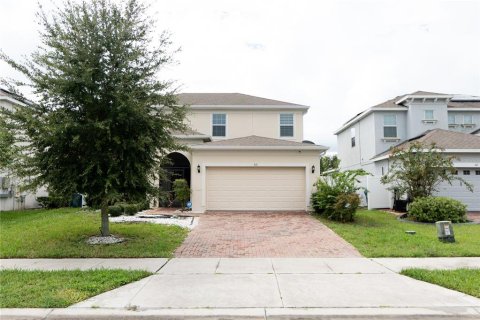 House in Davenport, Florida 4 bedrooms, 221.48 sq.m. № 2377940 - photo 2