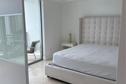Condominio en venta en Miami, Florida, 1 dormitorio, 78.6 m2 № 2012571 - foto 14