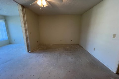 Condo in Clearwater, Florida, 1 bedroom  № 1535632 - photo 11