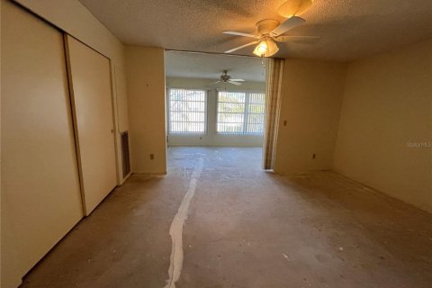 Condo in Clearwater, Florida, 1 bedroom  № 1535632 - photo 10