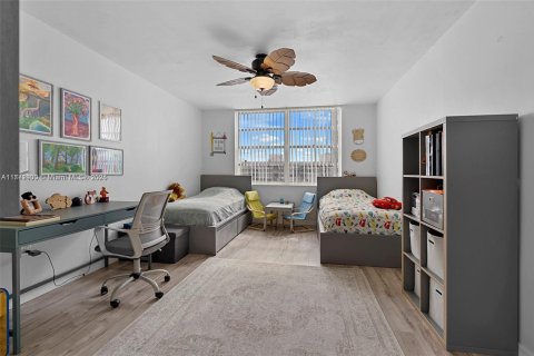 Condo in Aventura, Florida, 2 bedrooms  № 1875518 - photo 4