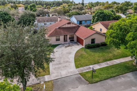 Купить виллу или дом в Майами, Флорида 3 спальни, 140.1м2, № 1986402 - фото 4