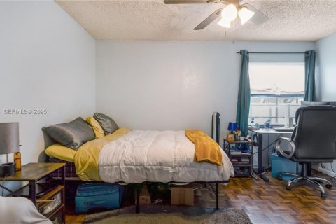 Купить виллу или дом в Майами, Флорида 3 спальни, 140.1м2, № 1986402 - фото 21