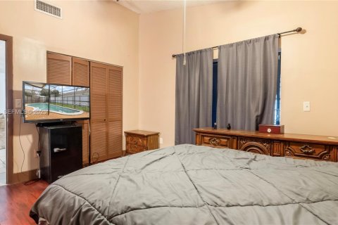 Купить виллу или дом в Майами, Флорида 3 спальни, 140.1м2, № 1986402 - фото 17