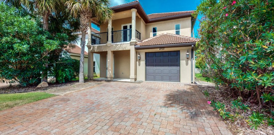 House in Destin, Florida 3 bedrooms, 178.37 sq.m. № 561600