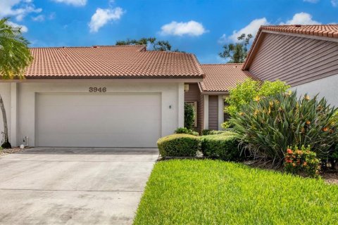 Villa ou maison à louer à Sarasota, Floride: 3 chambres, 165.64 m2 № 1913397 - photo 1