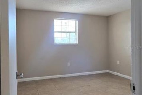 Copropriété à louer à New Port Richey, Floride: 2 chambres, 73.58 m2 № 2419819 - photo 5