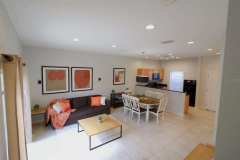Townhouse in Kissimmee, Florida 2 bedrooms, 107.86 sq.m. № 1813105 - photo 4