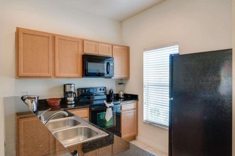 Townhouse in Kissimmee, Florida 2 bedrooms, 107.86 sq.m. № 1813105 - photo 10