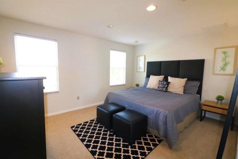 Townhouse in Kissimmee, Florida 2 bedrooms, 107.86 sq.m. № 1813105 - photo 13