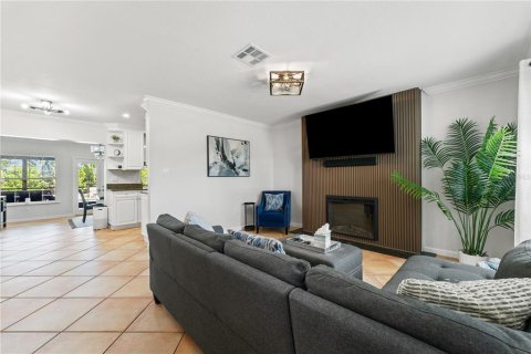 House in Sarasota, Florida 3 bedrooms, 132.85 sq.m. № 2427414 - photo 4