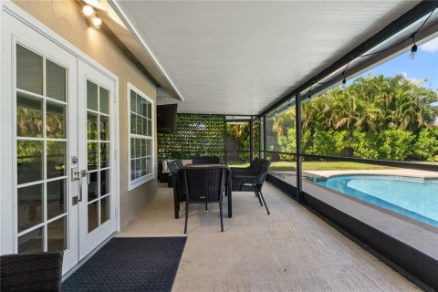 House in Sarasota, Florida 3 bedrooms, 132.85 sq.m. № 2427414 - photo 26