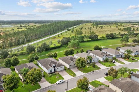 House in Clermont, Florida 3 bedrooms, 146.88 sq.m. № 1899054 - photo 28