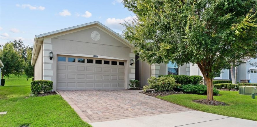 Casa en Clermont, Florida 3 dormitorios, 146.88 m2 № 1899054