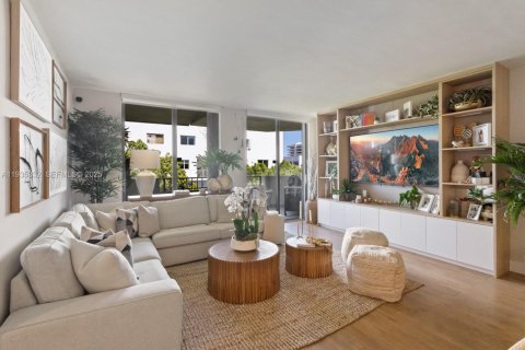 Condominio en venta en Key Biscayne, Florida, 4 dormitorios, 159.33 m2 № 1993663 - foto 4