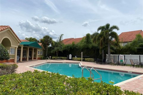 Condominio en alquiler en Kissimmee, Florida, 3 dormitorios, 115.76 m2 № 1910157 - foto 12