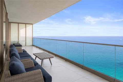 Condo in Sunny Isles Beach, Florida, 3 bedrooms  № 1503095 - photo 22