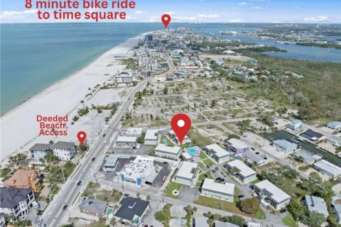 Condo in Fort Myers Beach, Florida, 2 bedrooms  № 2384000