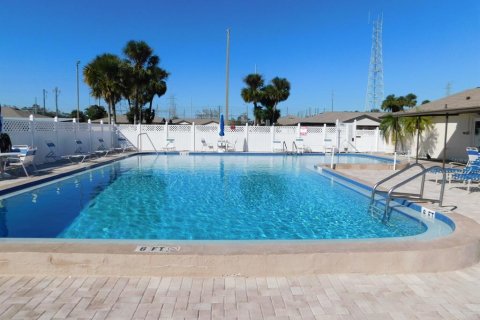House in Clearwater, Florida 1 bedroom, 55.74 sq.m. № 1526477 - photo 19