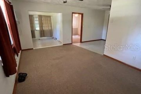 Villa ou maison à louer à Dunnellon, Floride: 3 chambres, 89.93 m2 № 2096078 - photo 3