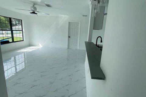 House in Ocala, Florida 2 bedrooms, 97.55 sq.m. № 2232150 - photo 8