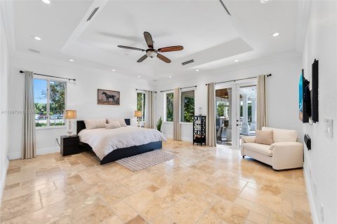 Casa en venta en Homestead, Florida, 6 dormitorios, 391.4 m2 № 1949551 - foto 10