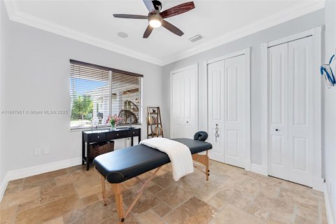 Casa en venta en Homestead, Florida, 6 dormitorios, 391.4 m2 № 1949551 - foto 18