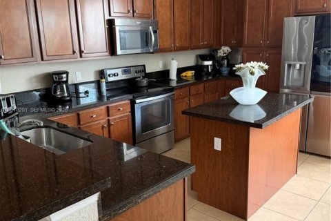 Villa ou maison à Miramar, Floride 3 chambres, 199.46 m2 № 2090324