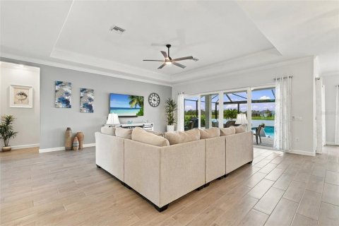 Villa ou maison à vendre à Punta Gorda, Floride: 3 chambres, 247.86 m2 № 2408843 - photo 9