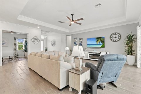 Villa ou maison à vendre à Punta Gorda, Floride: 3 chambres, 247.86 m2 № 2408843 - photo 8