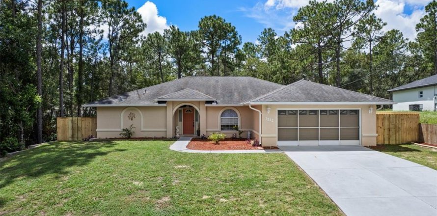 Villa ou maison à Citrus Springs, Floride 3 chambres, 170.75 m2 № 2127456