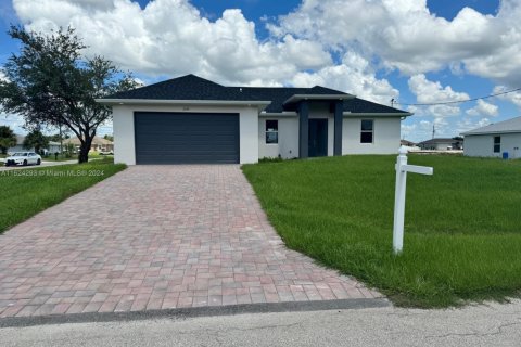 Casa en venta en Lehigh Acres, Florida, 3 dormitorios, 128.86 m2 № 1934192 - foto 1