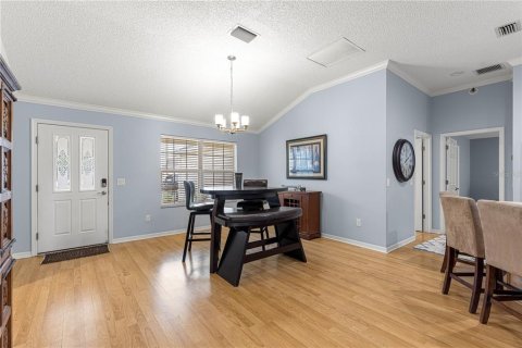 House in The Villages, Florida 3 bedrooms, 162.76 sq.m. № 1815626 - photo 5