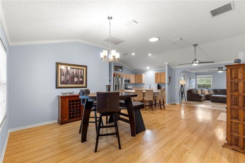 House in The Villages, Florida 3 bedrooms, 162.76 sq.m. № 1815626 - photo 4