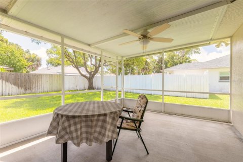 House in South Daytona, Florida 3 bedrooms, 147.99 sq.m. № 2147981 - photo 27