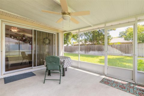House in South Daytona, Florida 3 bedrooms, 147.99 sq.m. № 2147981 - photo 28