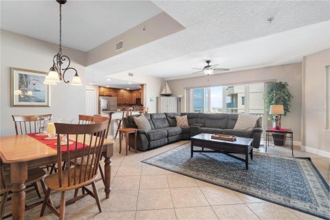 Condo in Daytona Beach, Florida, 3 bedrooms  № 1614013 - photo 7