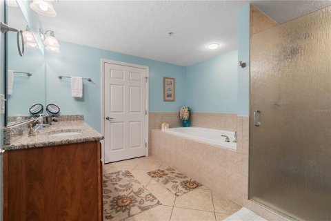 Condo in Daytona Beach, Florida, 3 bedrooms  № 1614013 - photo 18