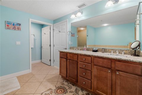 Condo in Daytona Beach, Florida, 3 bedrooms  № 1614013 - photo 17