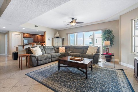 Condo in Daytona Beach, Florida, 3 bedrooms  № 1614013 - photo 5