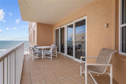 Condo in Daytona Beach, Florida, 3 bedrooms  № 1614013 - photo 10