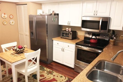 Condominio en alquiler en Bradenton, Florida, 2 dormitorios, 160.54 m2 № 2118795 - foto 6