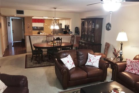 Condominio en alquiler en Bradenton, Florida, 2 dormitorios, 160.54 m2 № 2118795 - foto 4