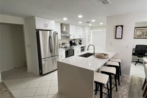 House in Venice, Florida 3 bedrooms, 138.33 sq.m. № 1371806 - photo 5