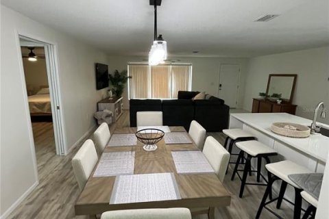 House in Venice, Florida 3 bedrooms, 138.33 sq.m. № 1371806 - photo 22