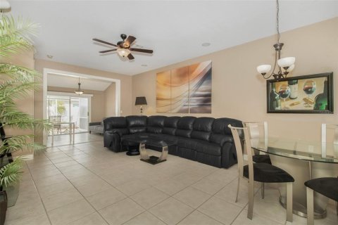 Villa ou maison à vendre à Land O' Lakes, Floride: 3 chambres, 151.06 m2 № 2144596 - photo 13