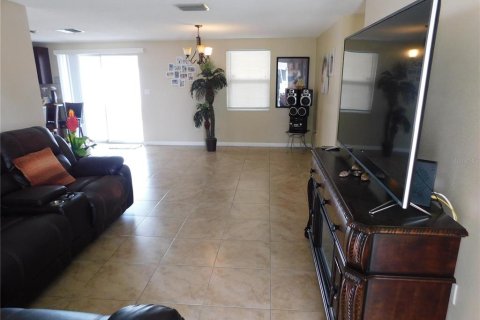 Casa en venta en Holiday, Florida, 2 dormitorios, 86.96 m2 № 1918426 - foto 4